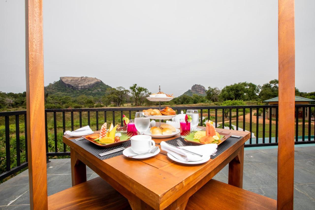 Sigiriya King'S Resort Екстериор снимка