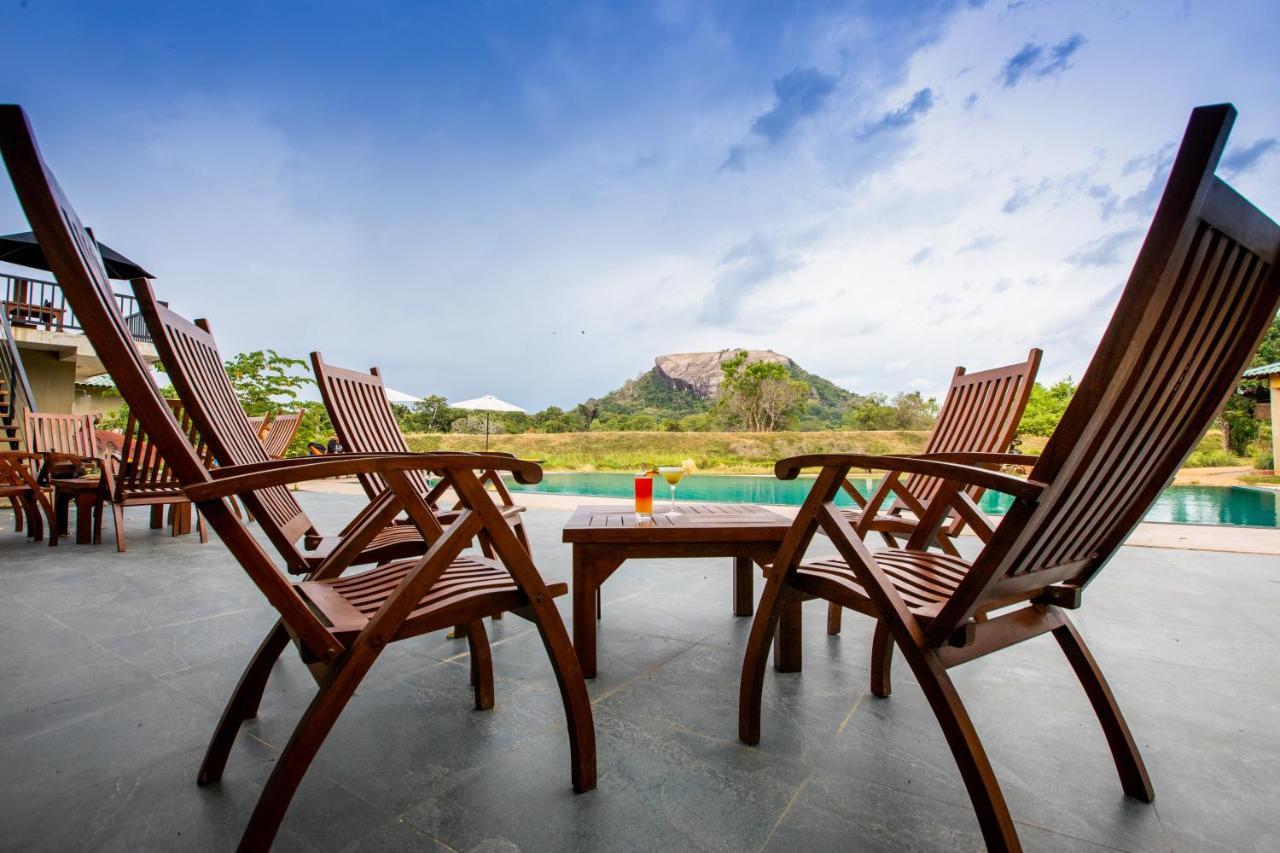 Sigiriya King'S Resort Екстериор снимка